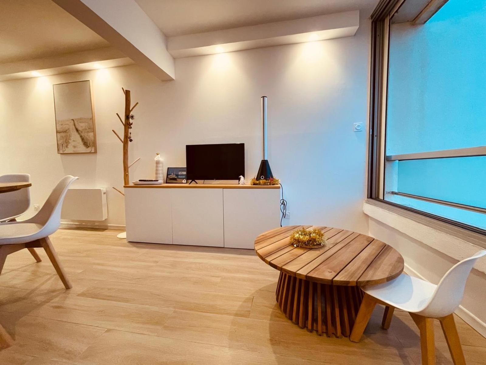 Studio Front De Mer Renove เลอบาร์กาแรส ภายนอก รูปภาพ